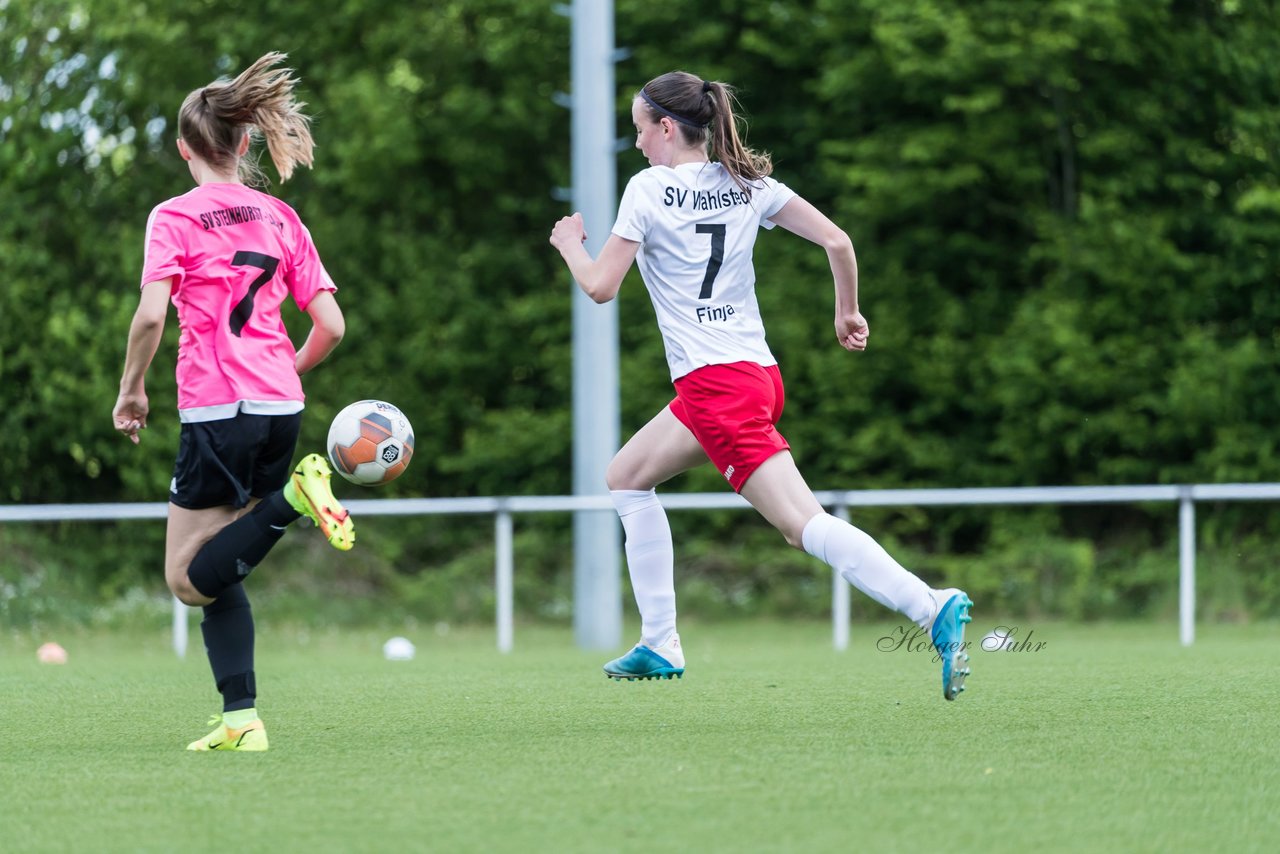 Bild 113 - wBJ SV Wahlstedt - SV Steinhorst/Labenz : Ergebnis: 0:1